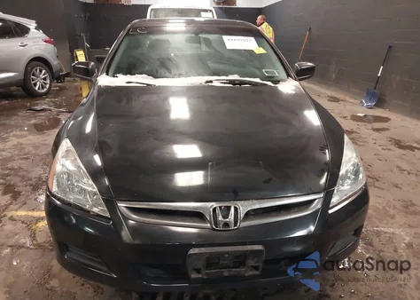 2007 Honda Accord 3.0 Ex z USA, uszkodzony, nr VIN 1HGCM66597A093999